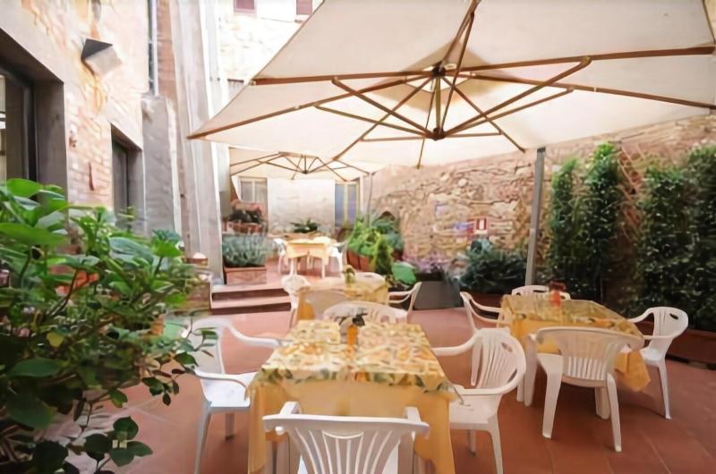 Albergo Duomo Монтепульчано Экстерьер фото