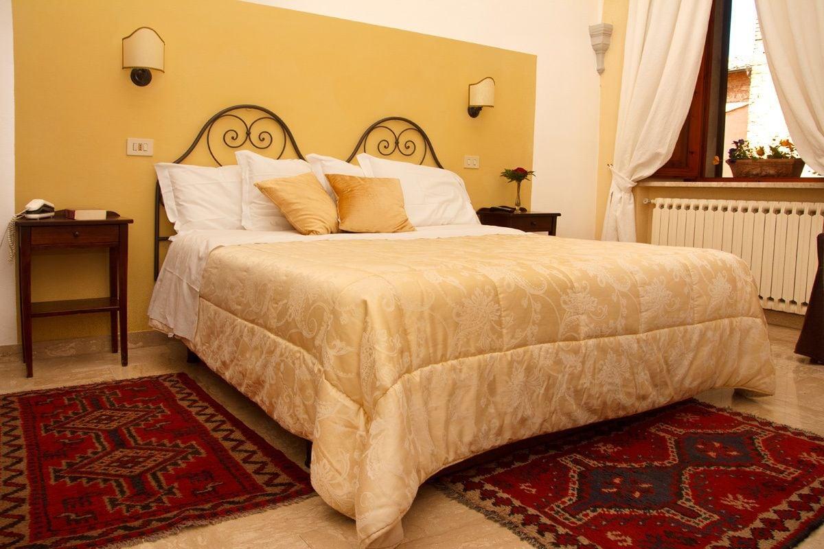 Albergo Duomo Монтепульчано Экстерьер фото