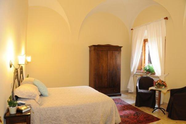 Albergo Duomo Монтепульчано Номер фото